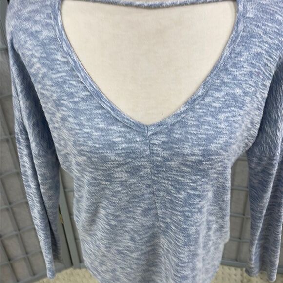 Source Unknown Light Blue Long Sleeve Top, Size Small - Picture 5 of 8